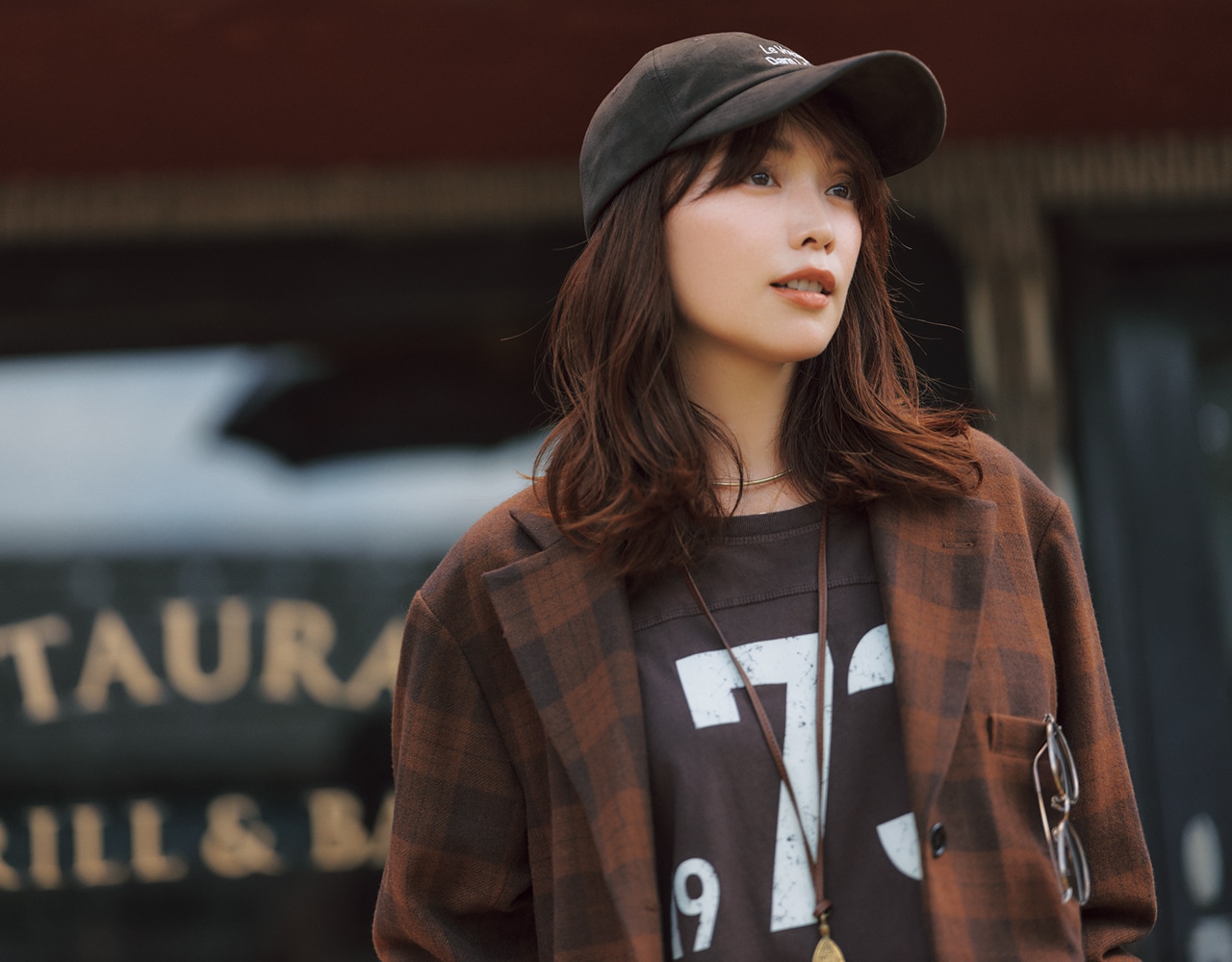 蛯原友里さん ジャコットコーデ