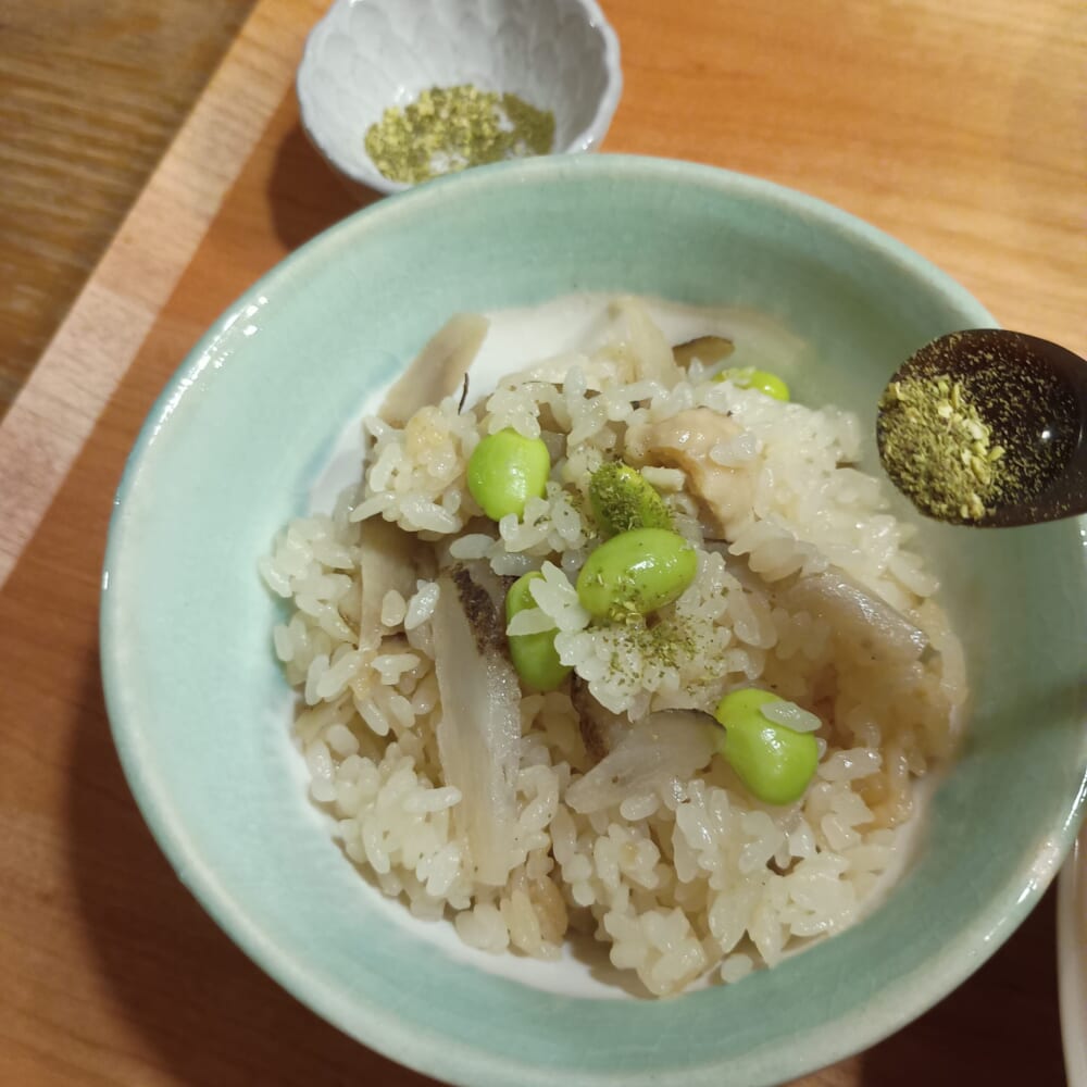 軽井沢　いぶる　燻製仕上げだし　炊き込みご飯