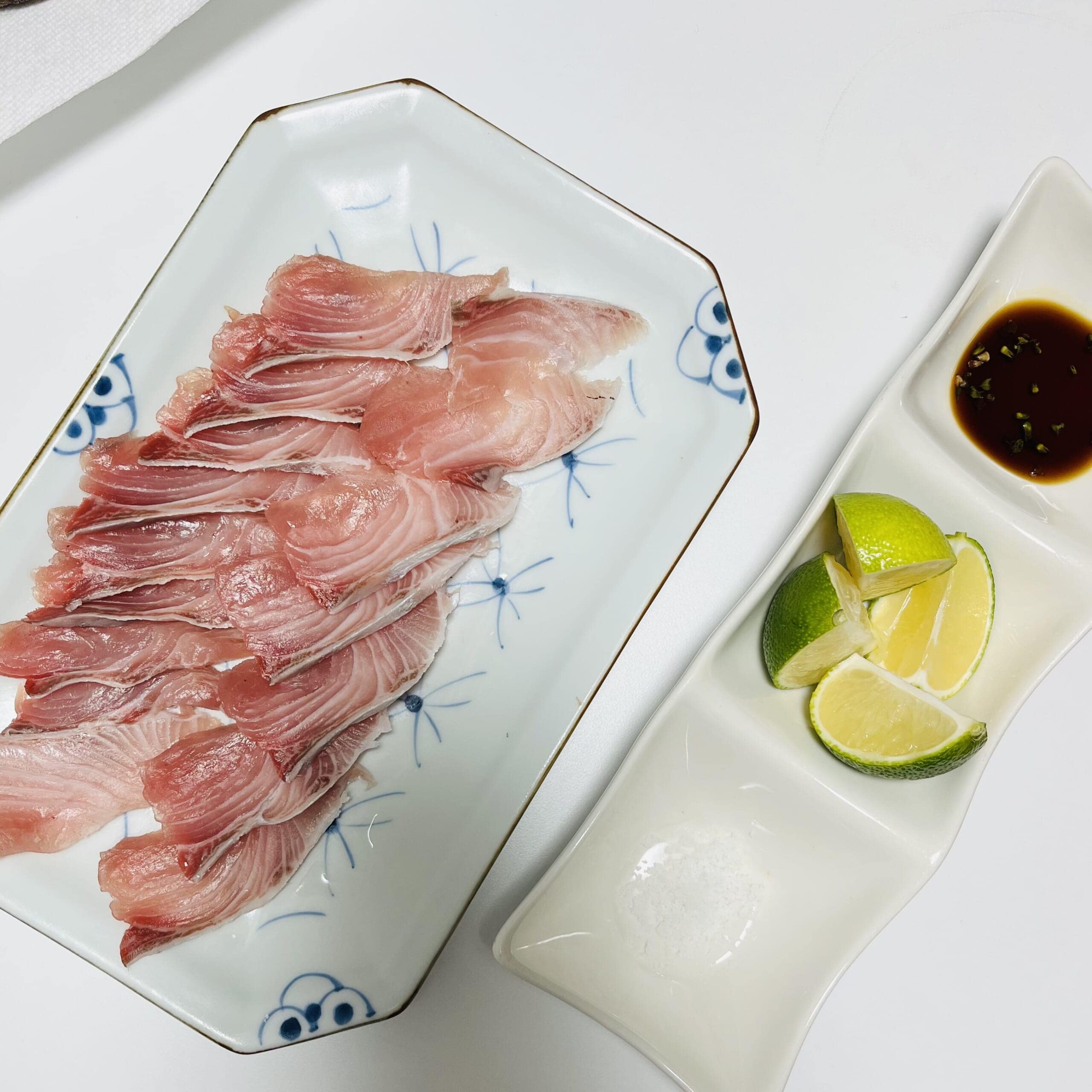 魚 刺身