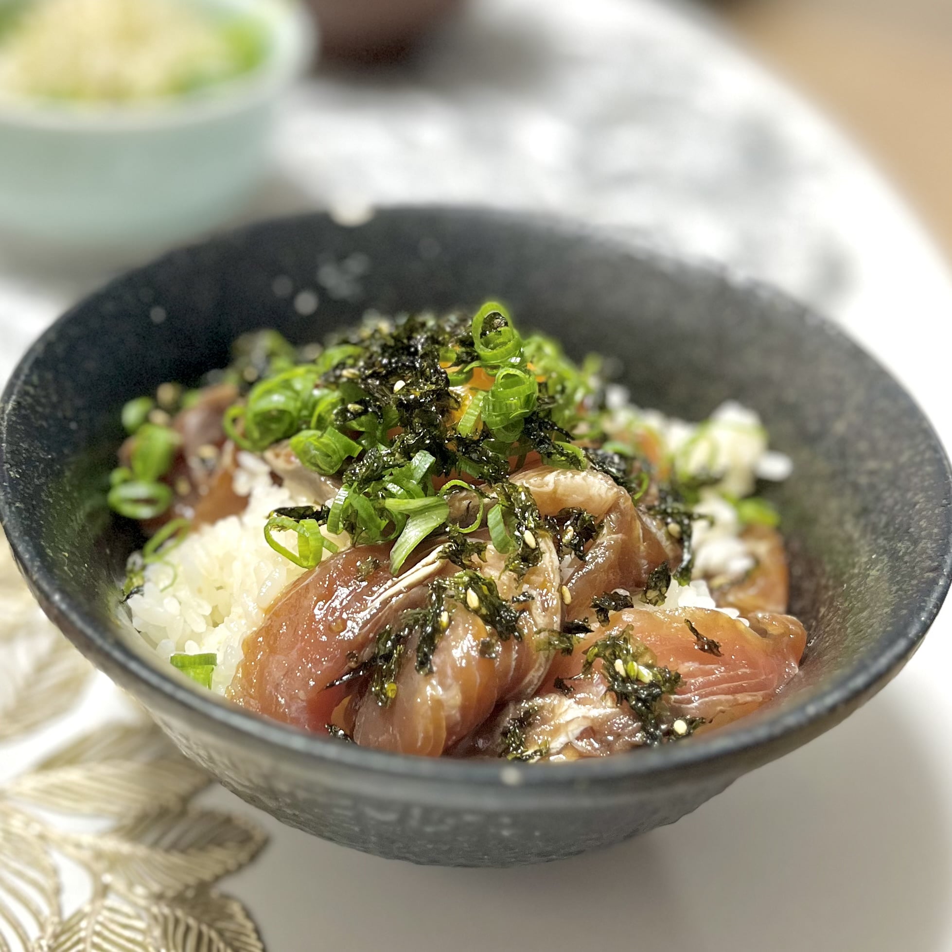 魚 丼