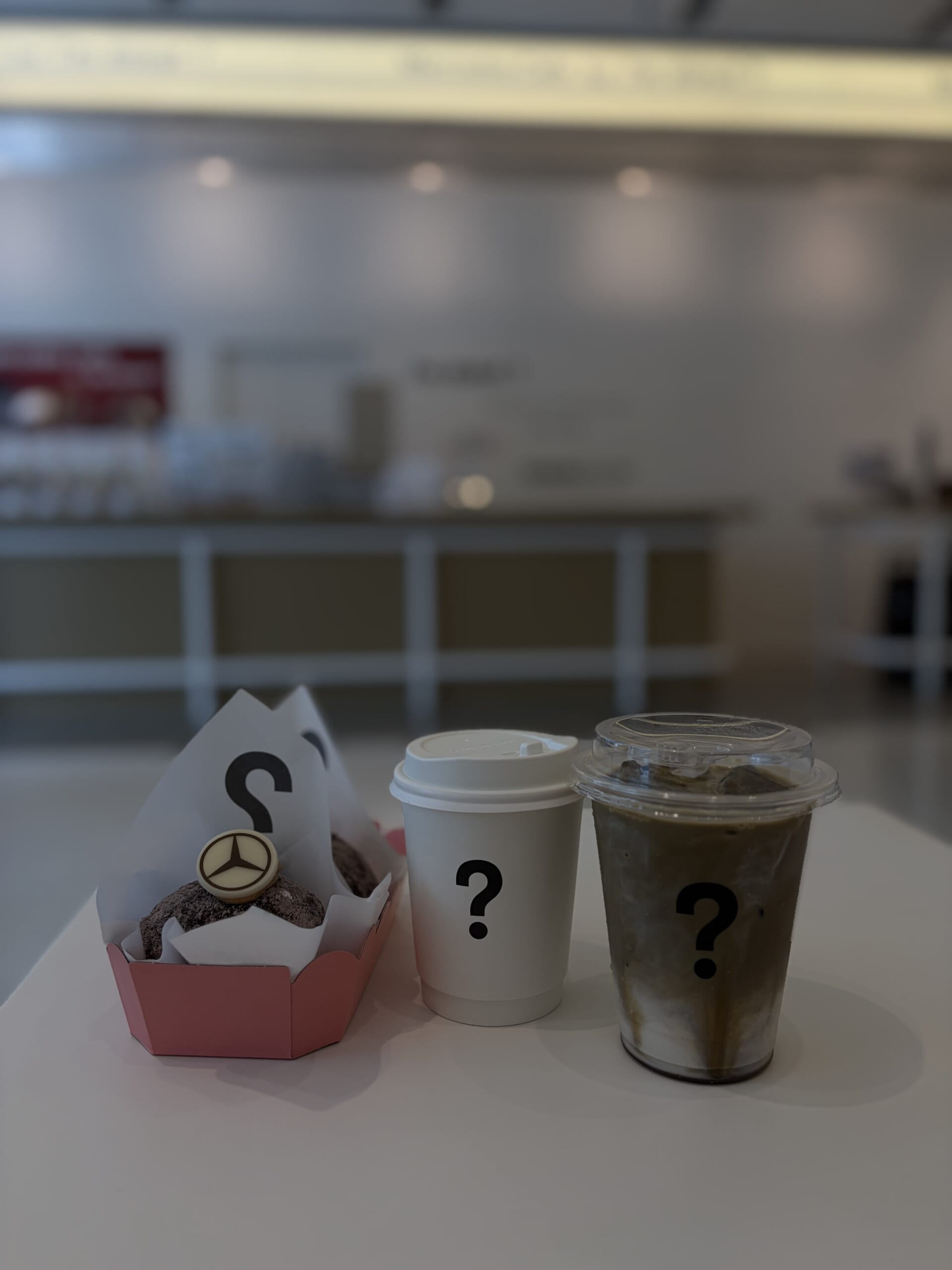 Mercedes-Benz Cafe by I’m donut?