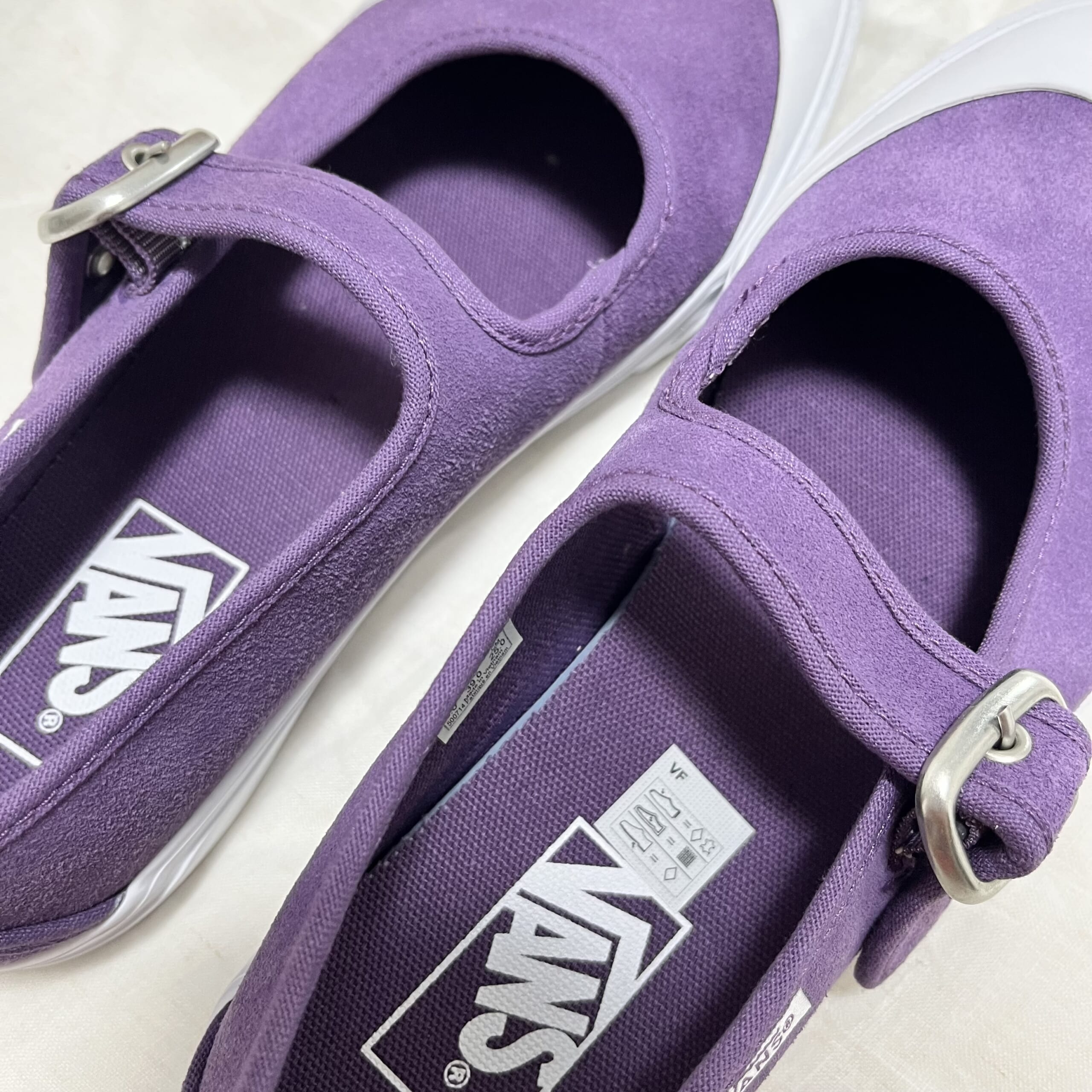 靴 スニーカー メリージェーン VANS