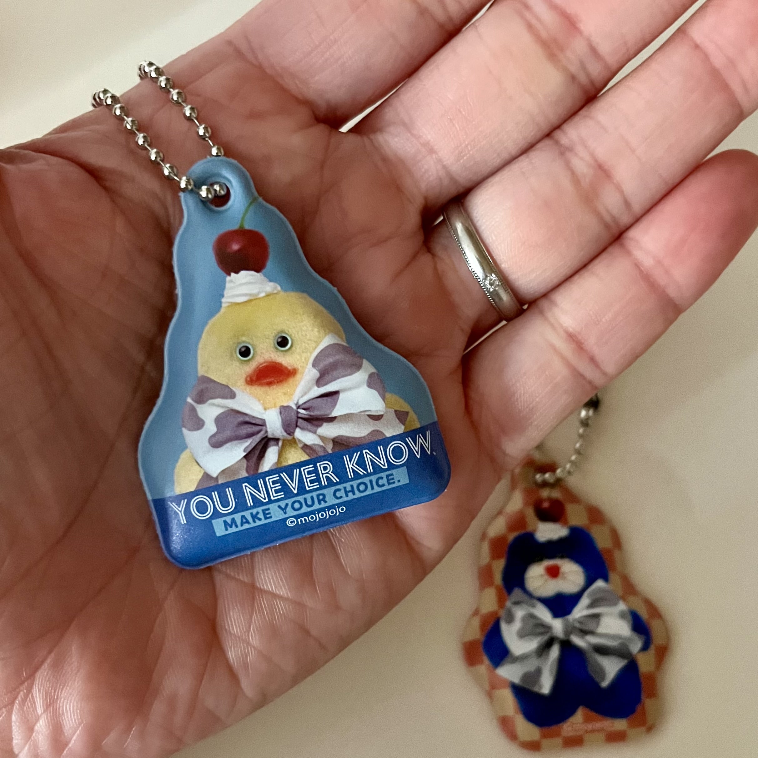 マスコットチャーム　キーホルダー　キャラクター　モジョジョジョ