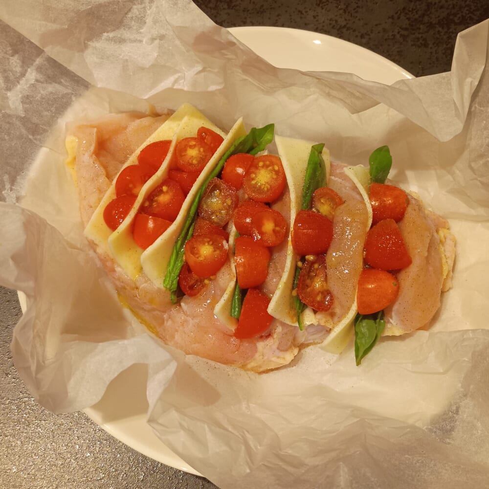 ハッセルバックチキン ミニトマト バジル チーズ