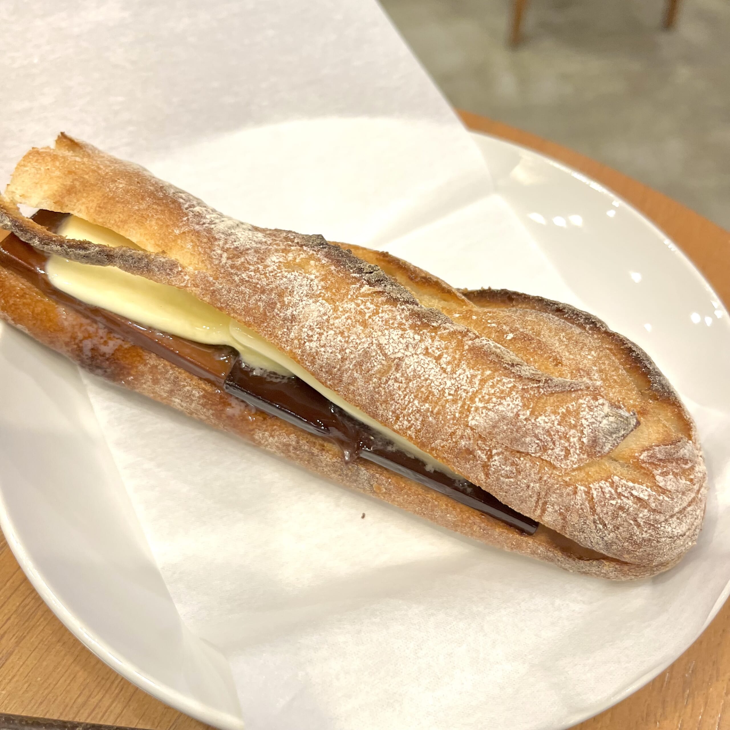 パン バゲット サンドイッチ