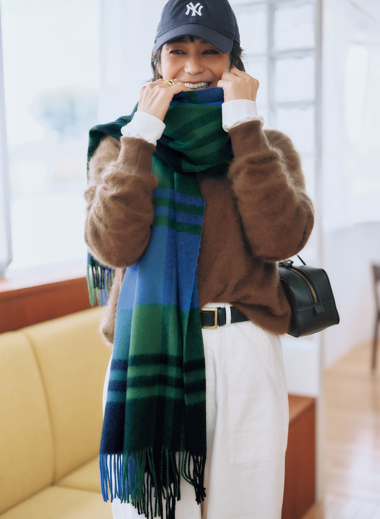 竹下玲奈さんのTWEEDMILL（ツイードミル）【石上美津江さんセレクト】チェックストールのコーデ