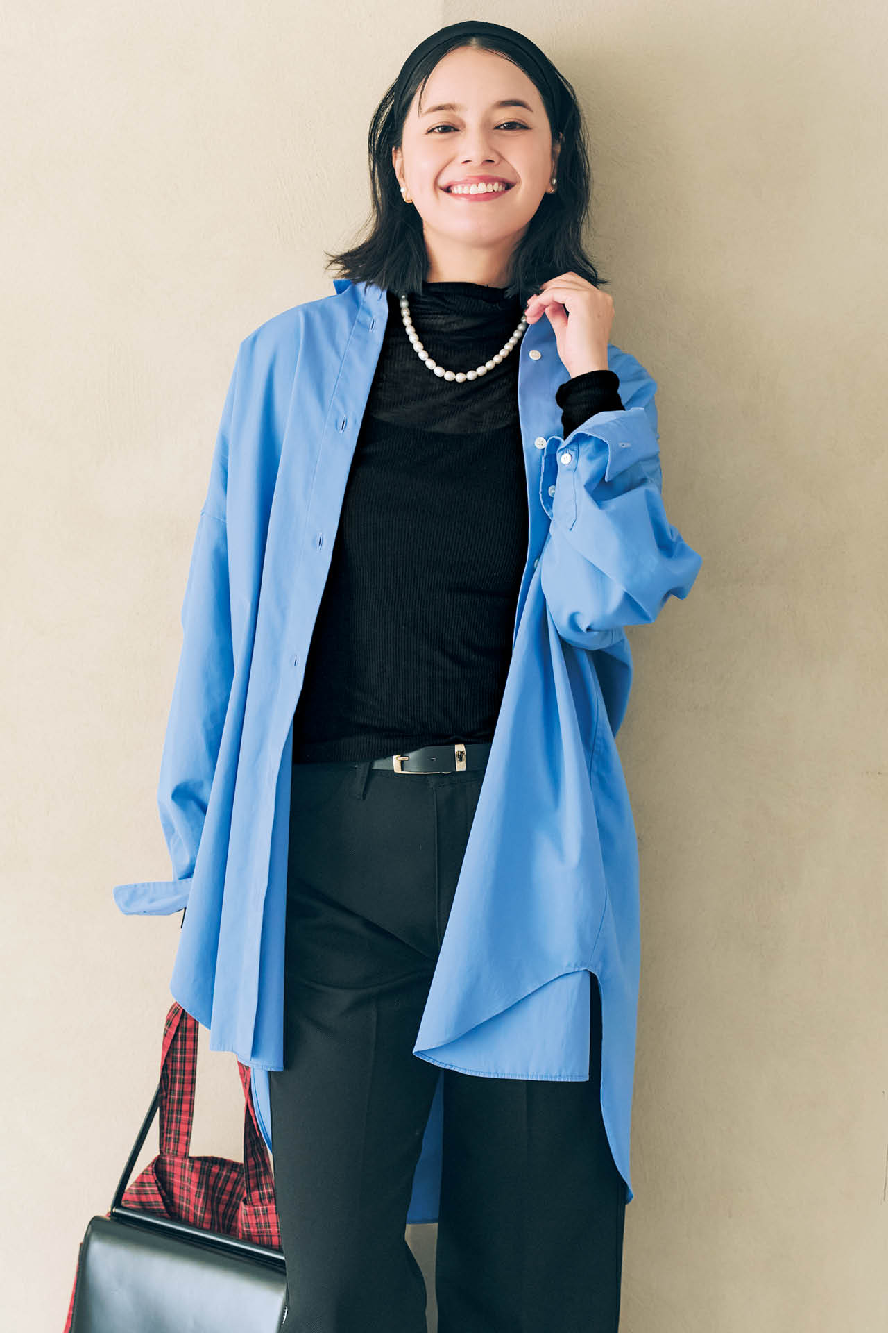 岸本セシルさんの12closet（トゥエルブクローゼット）【洗える】セルロースカシミヤタートルのコーデ