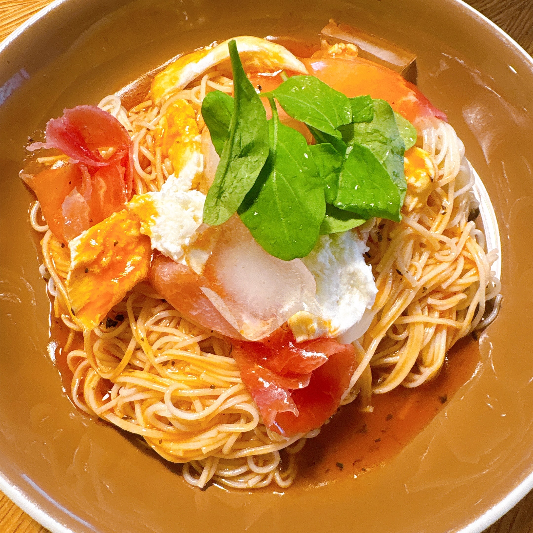 番外編：素麺で生ハムとモッツァレラのカッペリーニ風