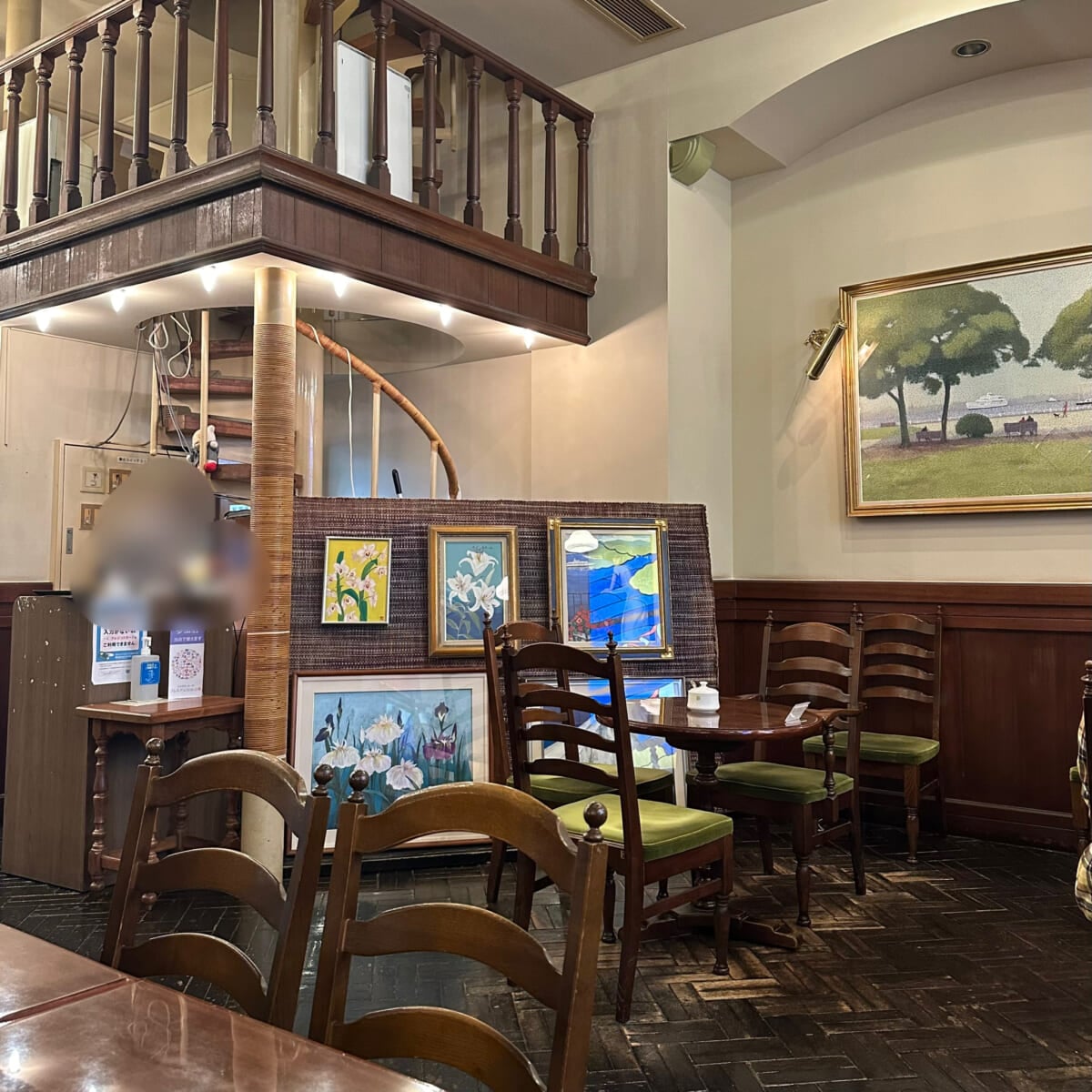 【横浜・関内】文明堂茶館 ル・カフェ レトロな店内