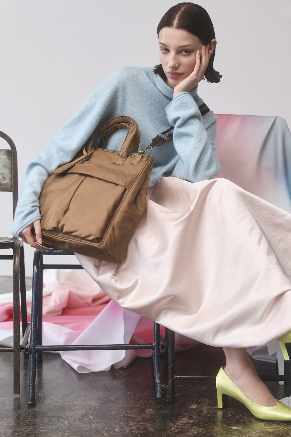ML Helmet Tote モデル