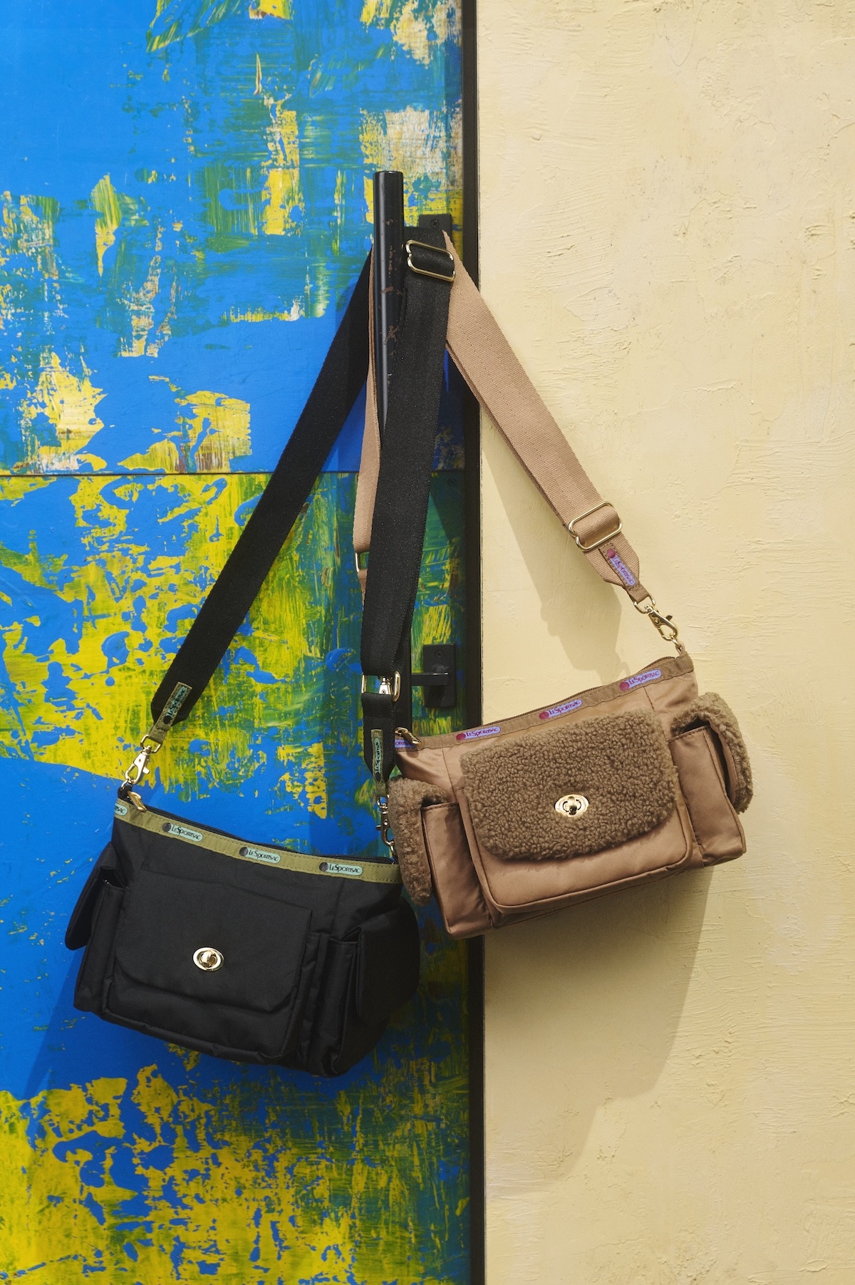 3Pocket Shoulder Bag