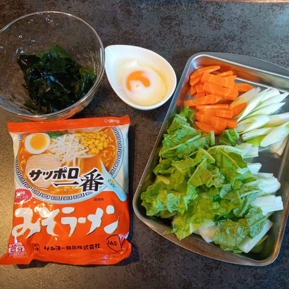 きのう何食べた ケンジ みそラーメン サッポロ一番 再現 土鍋