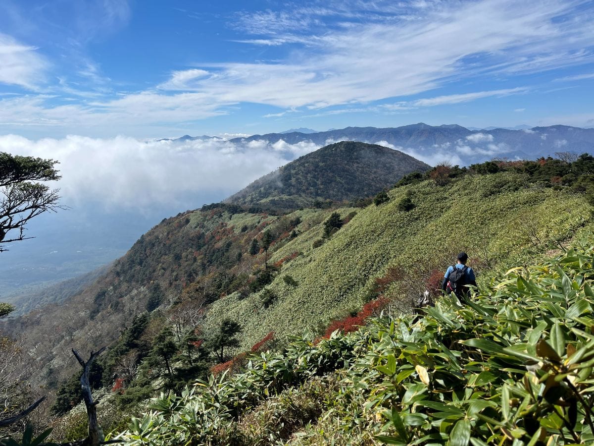 南月山と白笹山