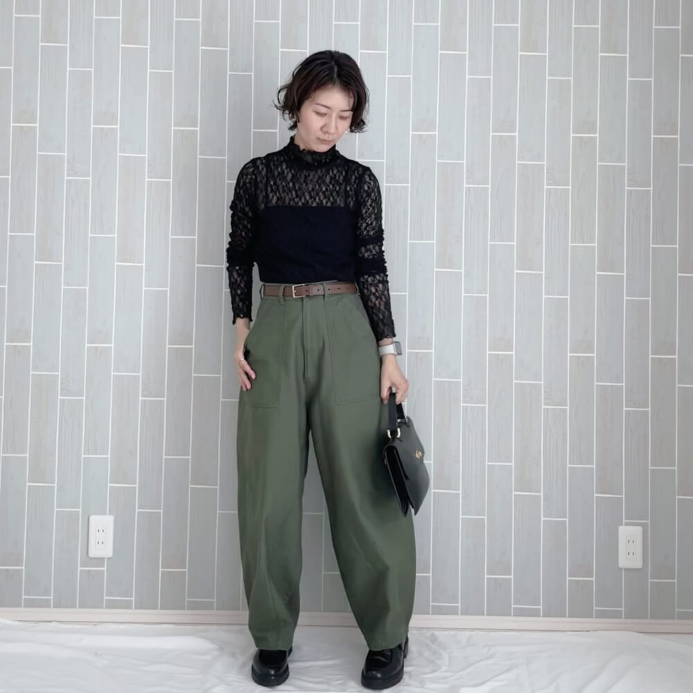 石上さん カーブパンツ 着回しコーデ レースタートル