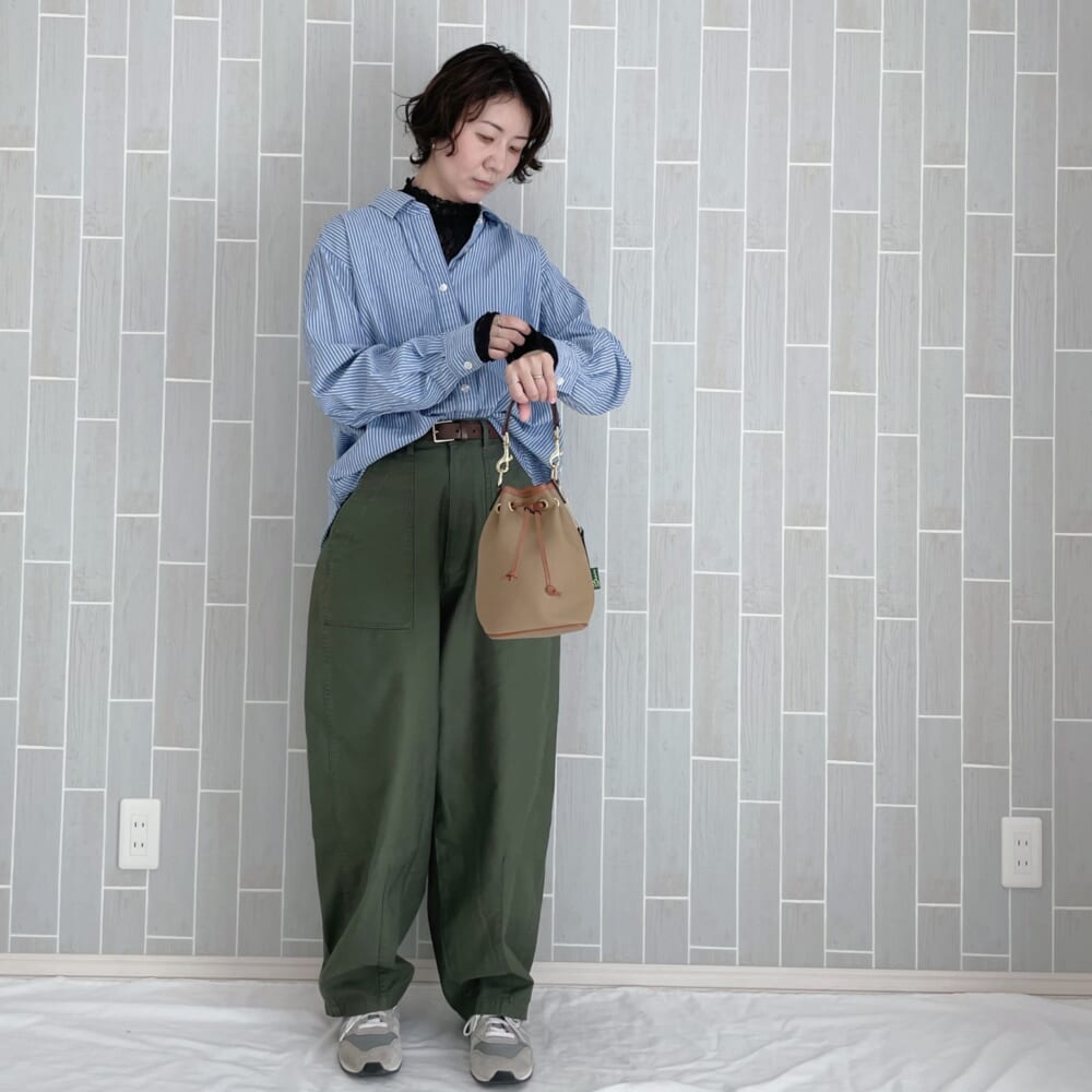 石上さん カーブパンツ 着回しコーデ レースタートル