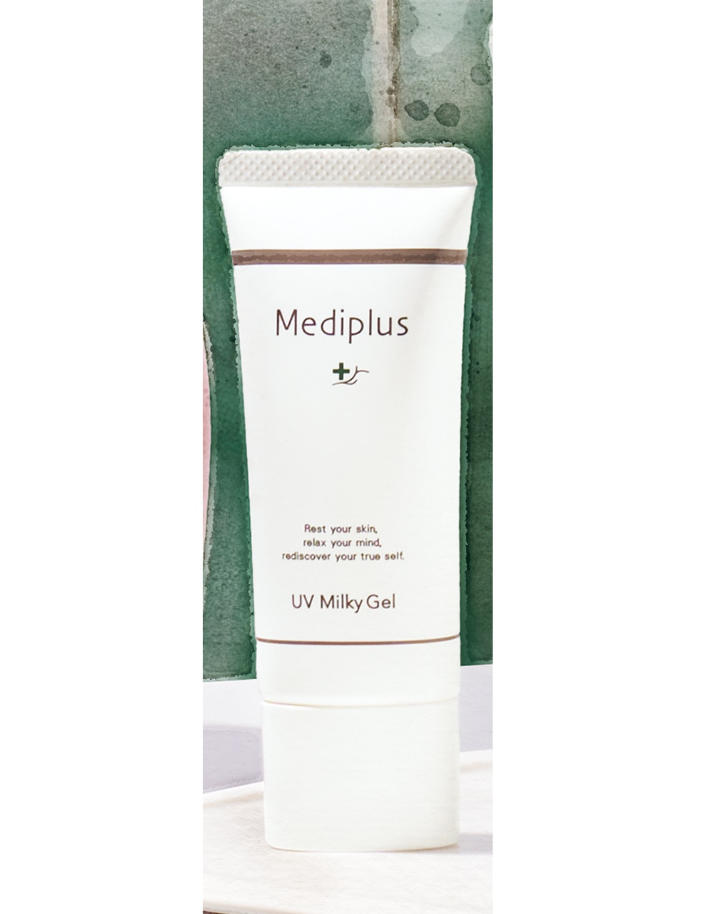 メディプラス
UVミルキーゲル SPF50+・PA++++ 40g¥3300