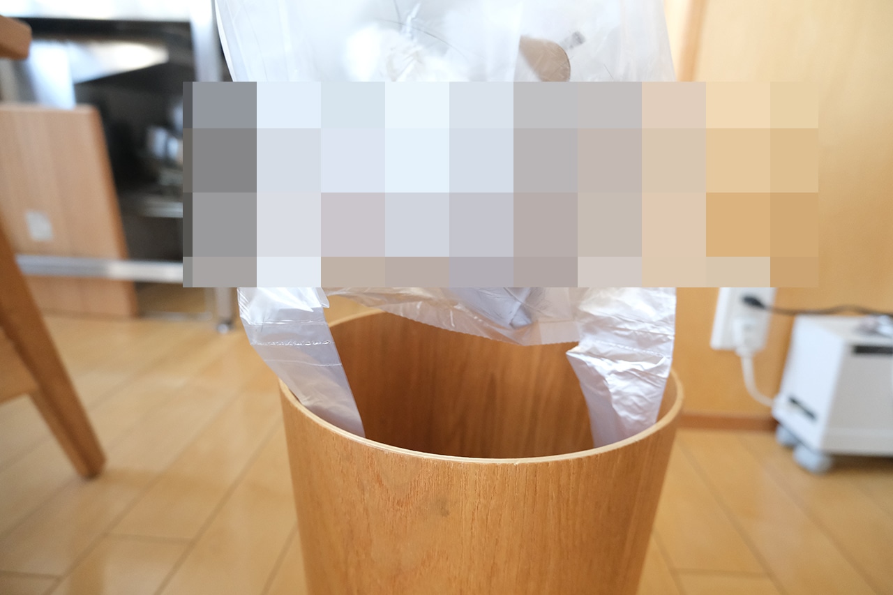 再生ポリエチレン入り ごみ袋14L用/枚数:20枚使用シーン