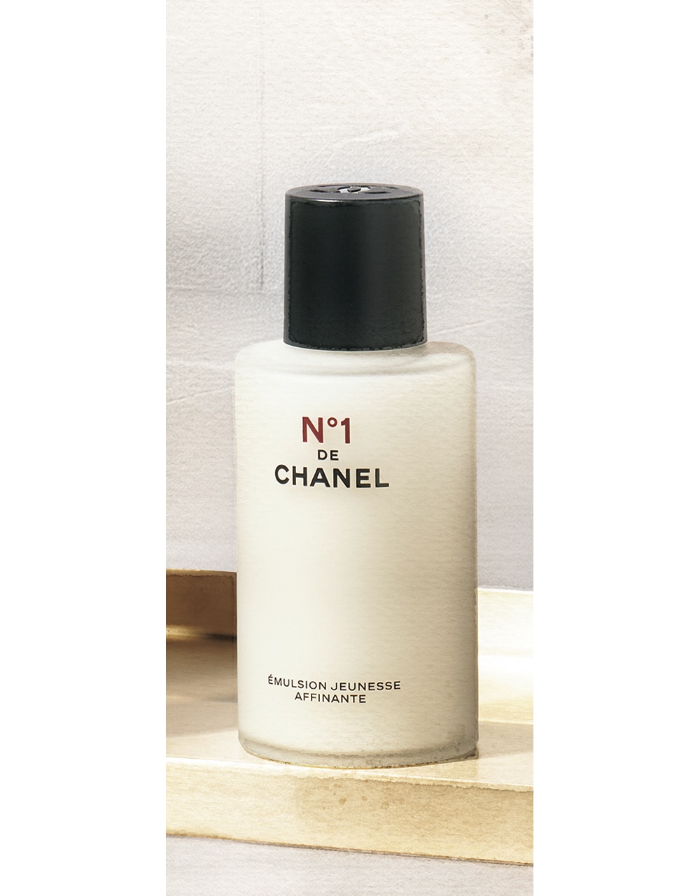 シャネル
エマルジョン N°1 ドゥ シャネル 100㎖￥19910