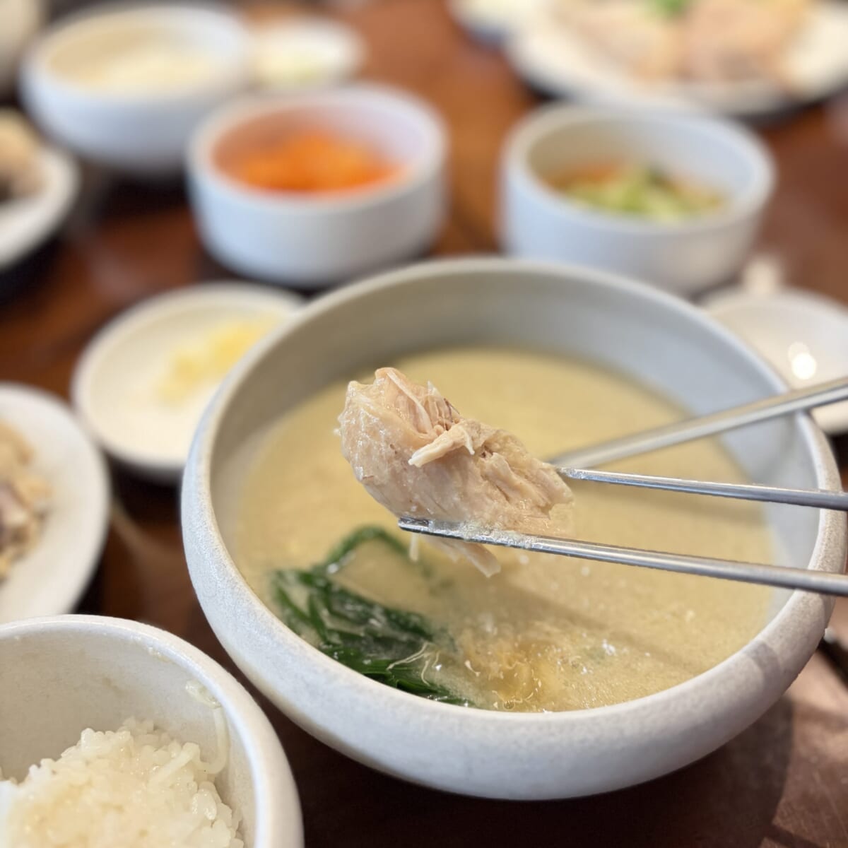 韓国　ムグオク　ランチ