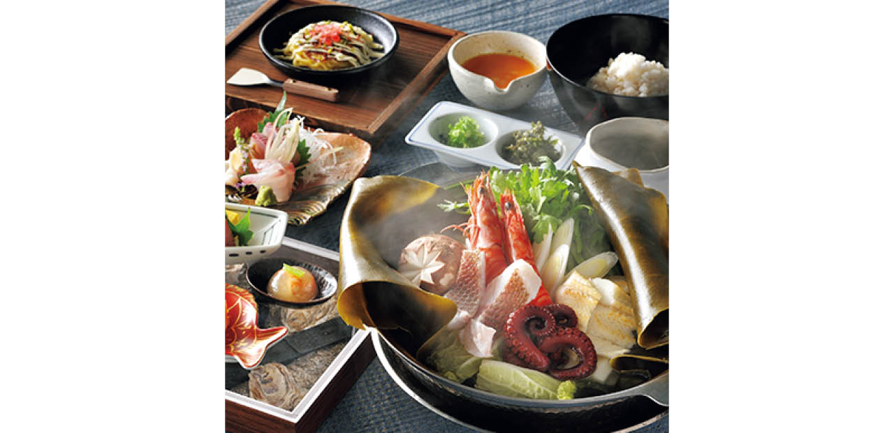 安芸の海遊会席は、食でも広島を感じられるメニュー構成に