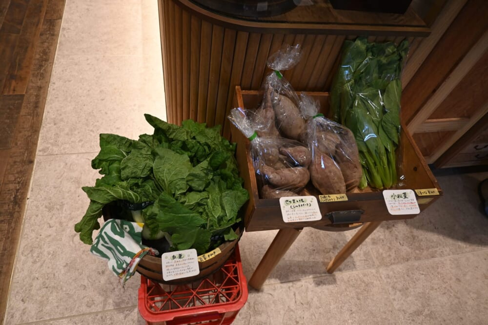 長野県 諏訪市 リビセン 野菜売り場