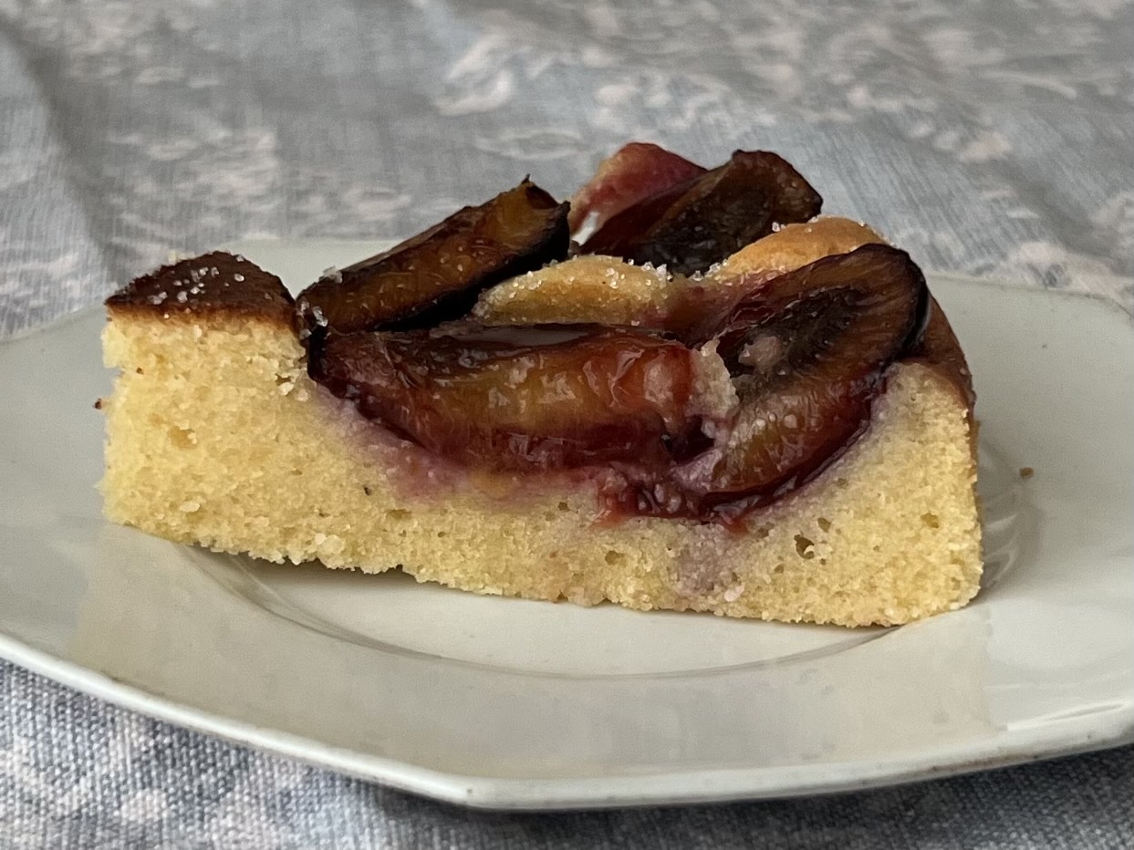 秋らしいおとなのプルーンケーキを焼きました TB icoco