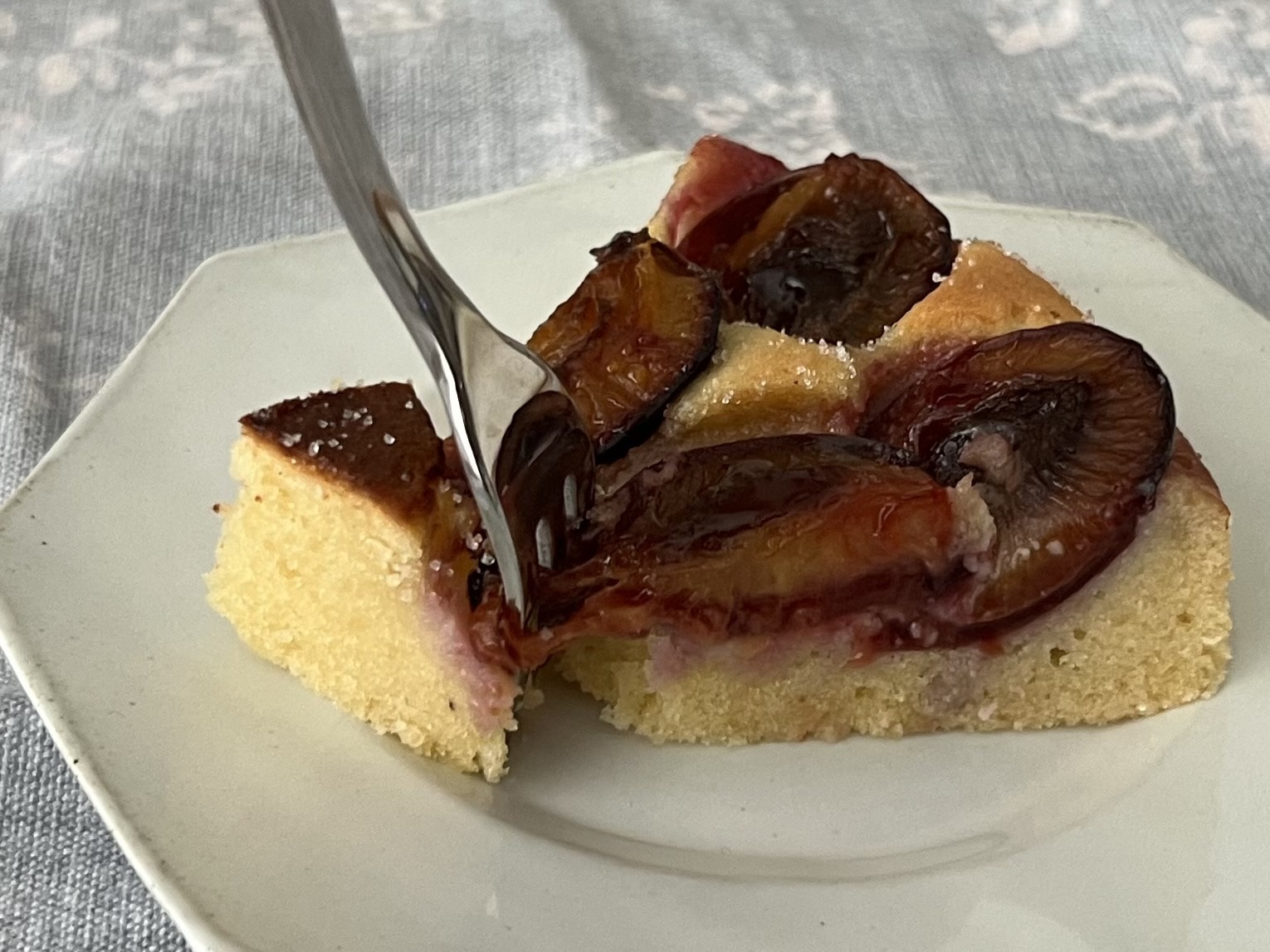 秋らしいおとなのプルーンケーキを焼きました TB icoco