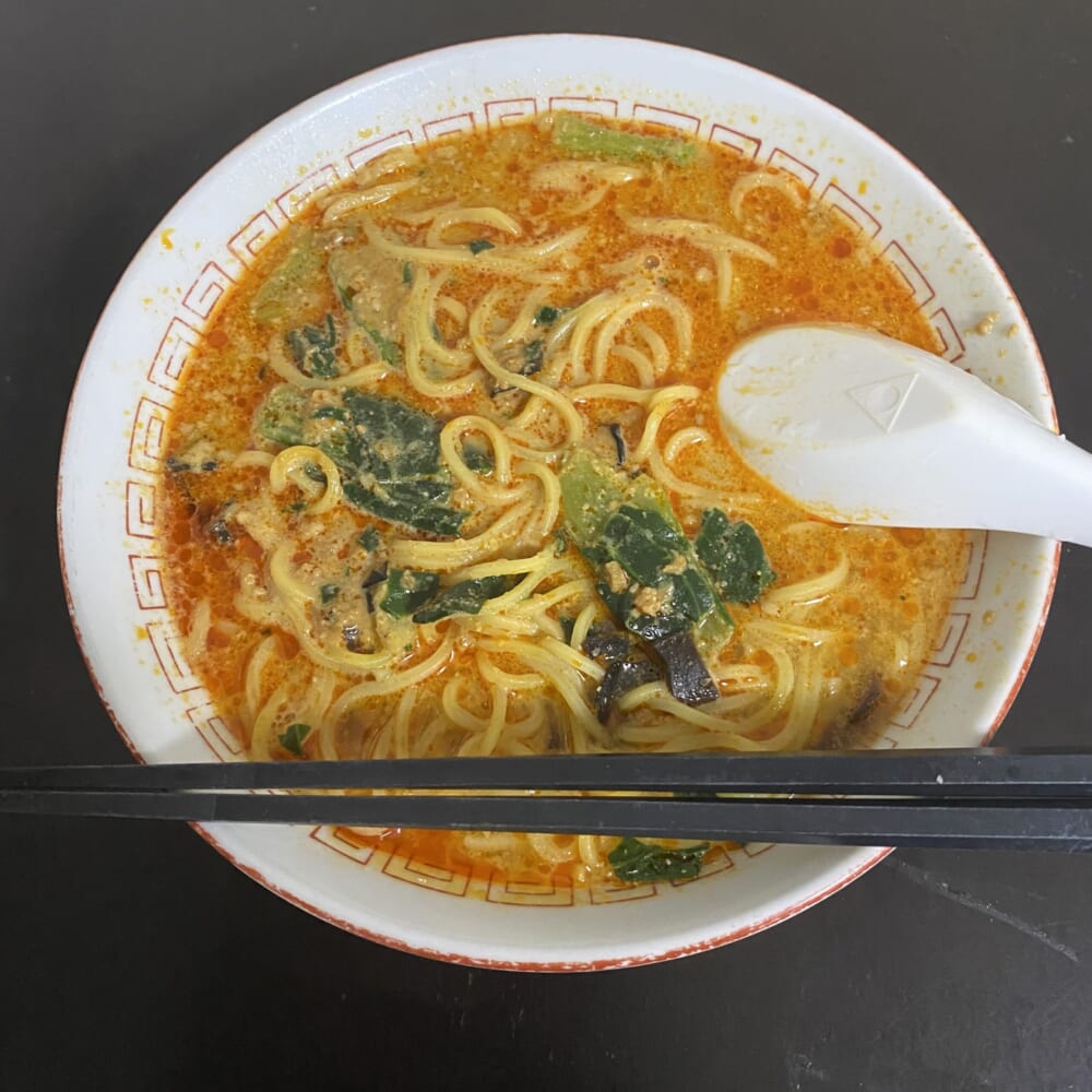 日清　冷凍　担々麺
