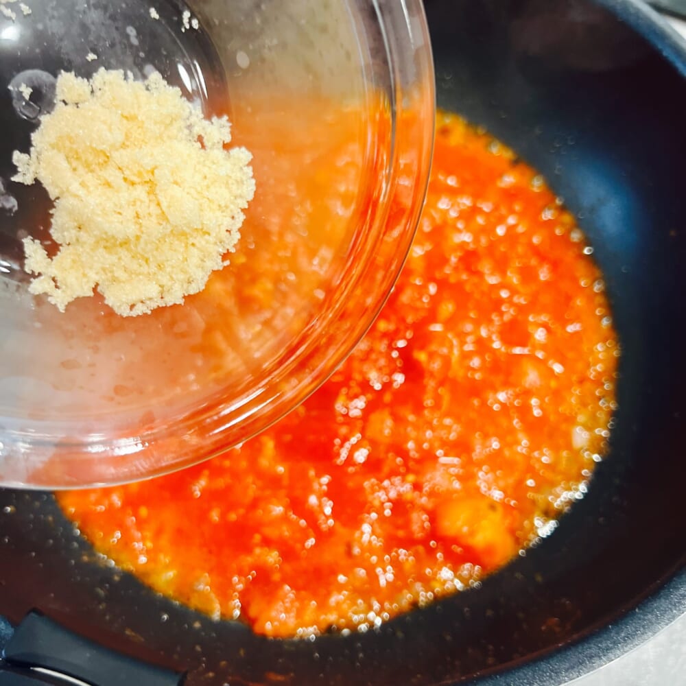 コウケンテツさんの人生で一番作っている「トマトソーススパゲッティ」　コウケンテツ流　がんばらない定番料理　LEE2026年11月号