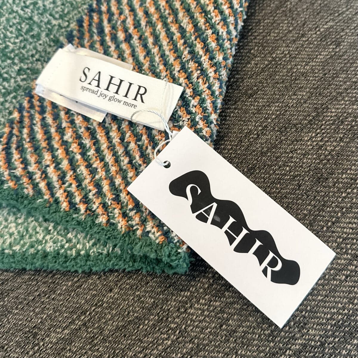 SAHIR（サヒール）でもちもちブランケット　Mochimochi blanket