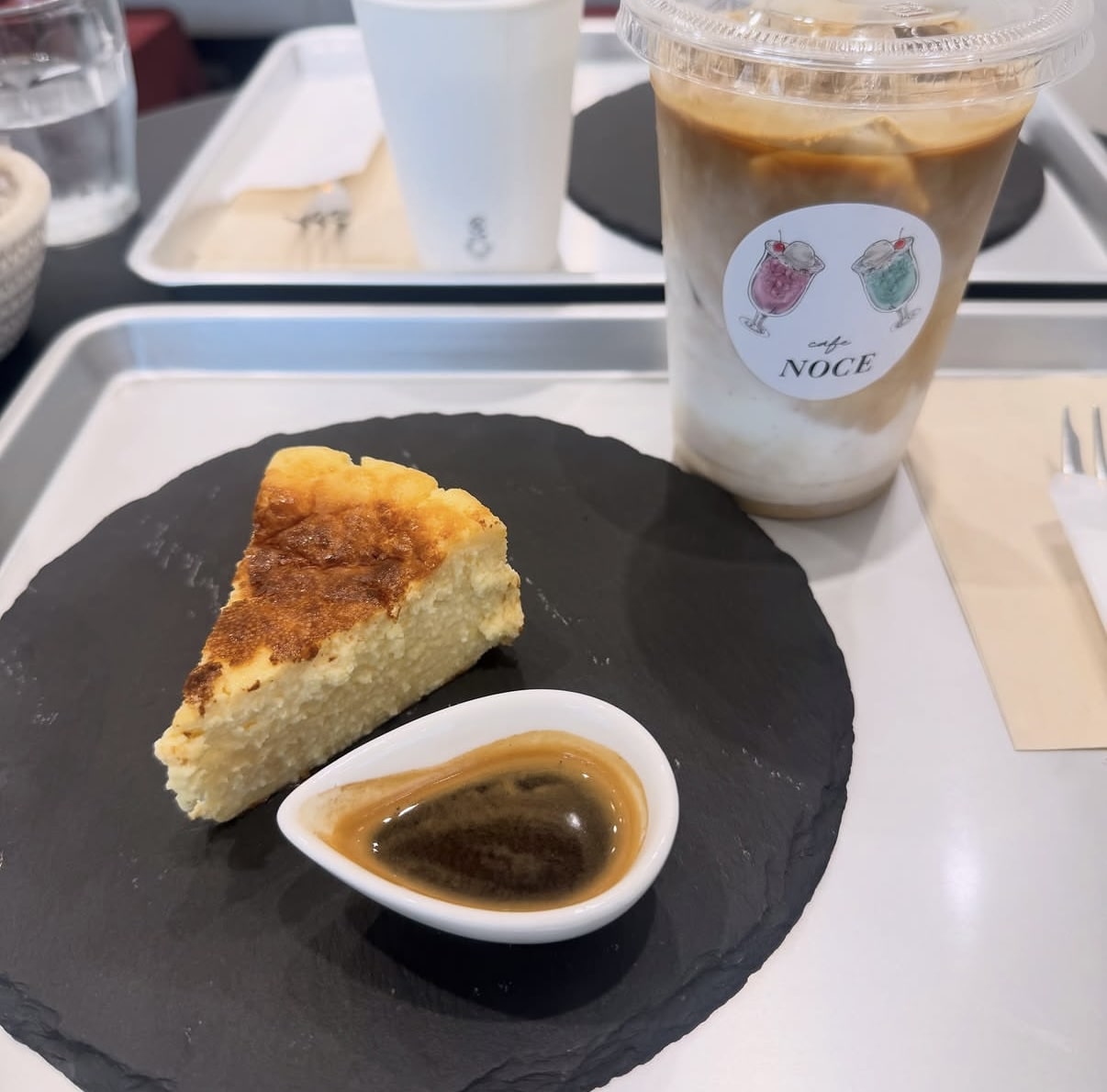 下北沢
カフェ
カフェノーチェ
LEE100人隊