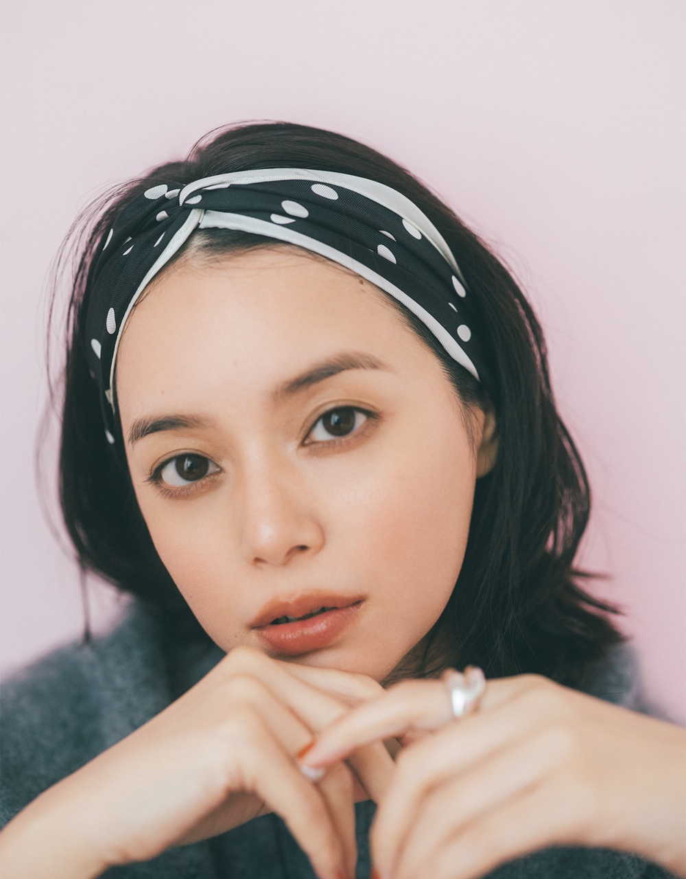 ［ひし形］スカーフで【カチューシャ巻き】 岸本セシルさん