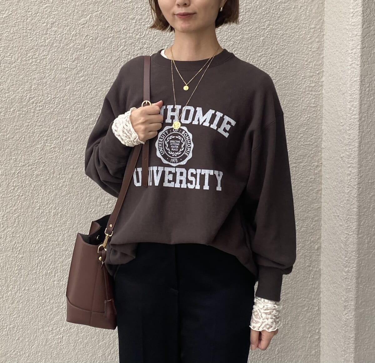 【Americana】五明祐子さんコラボロゴスウェットのコーデ