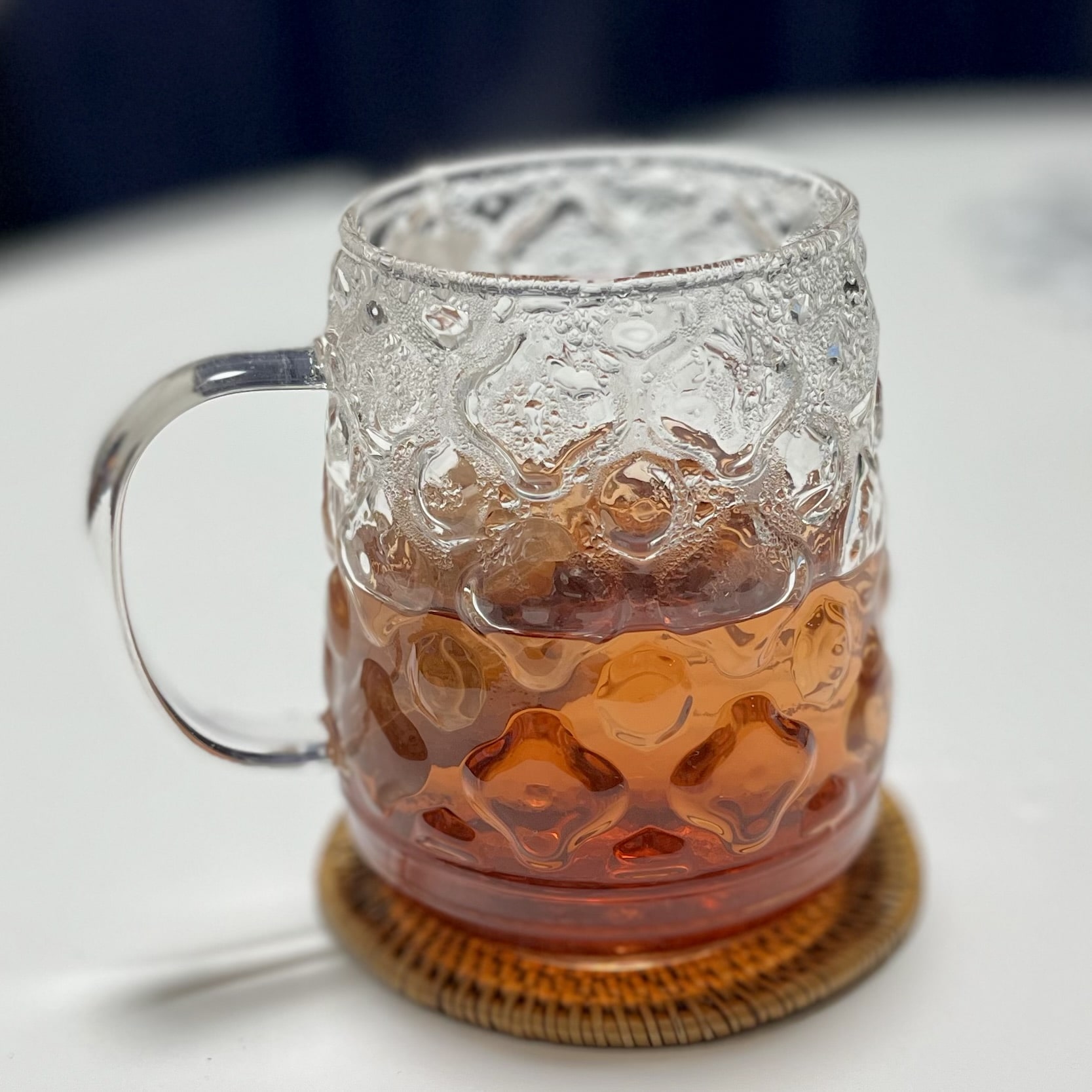 お茶　ローズヒップティー　コップ