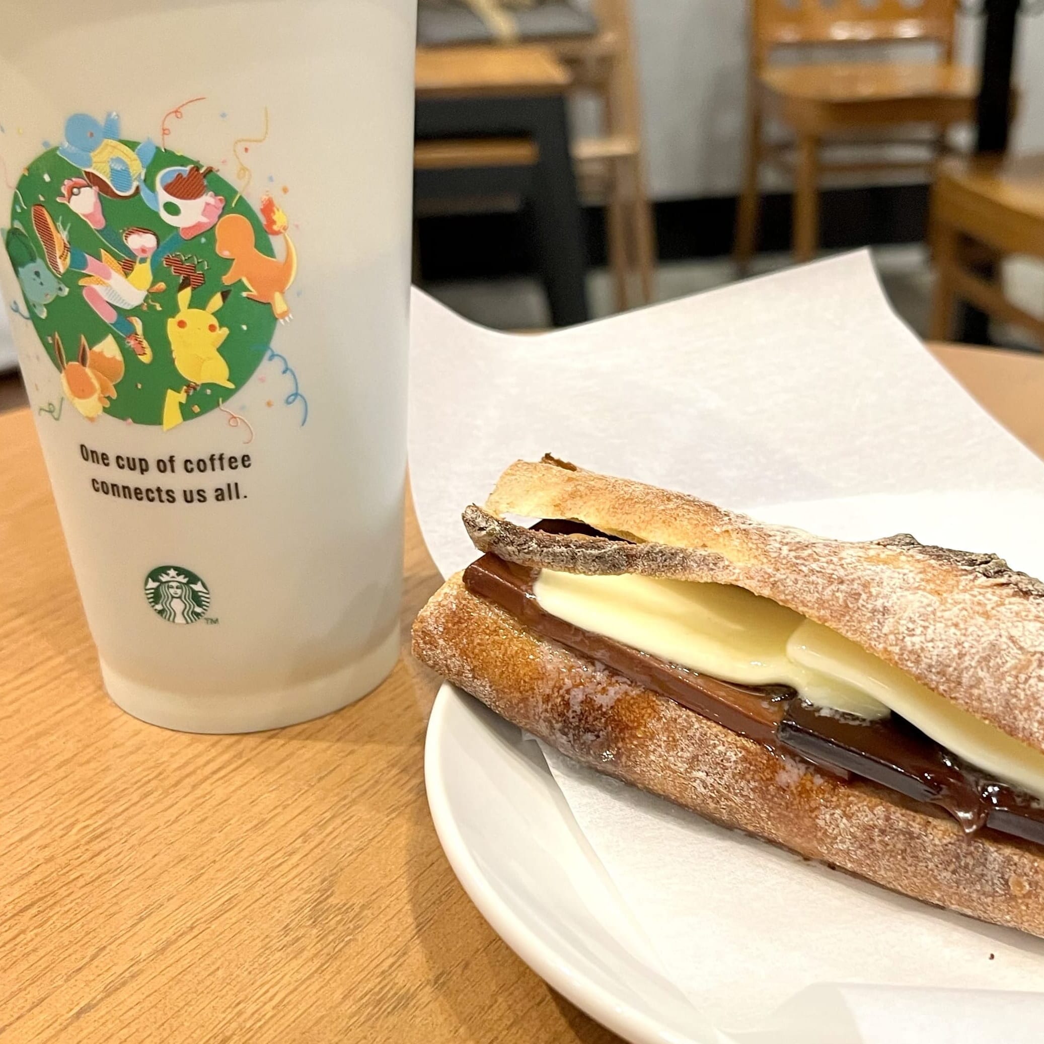 コーヒー バゲット パン サンドイッチ