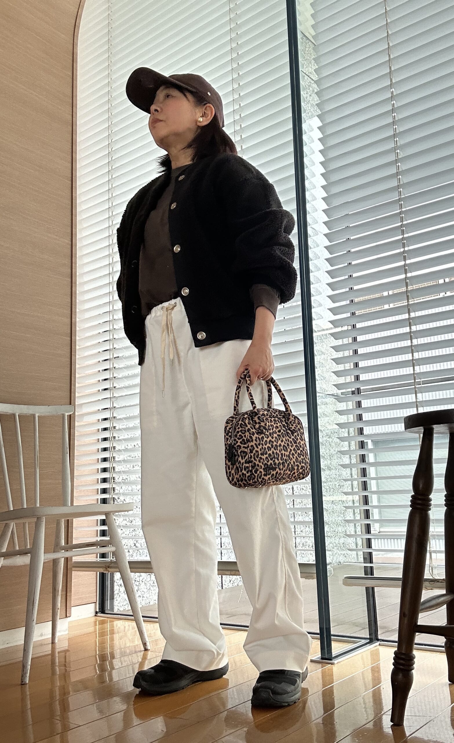 12closet LEEマルシェ 白パンツ 大人カジュアル 多機能ザ・エブリバディパンツ 多機能