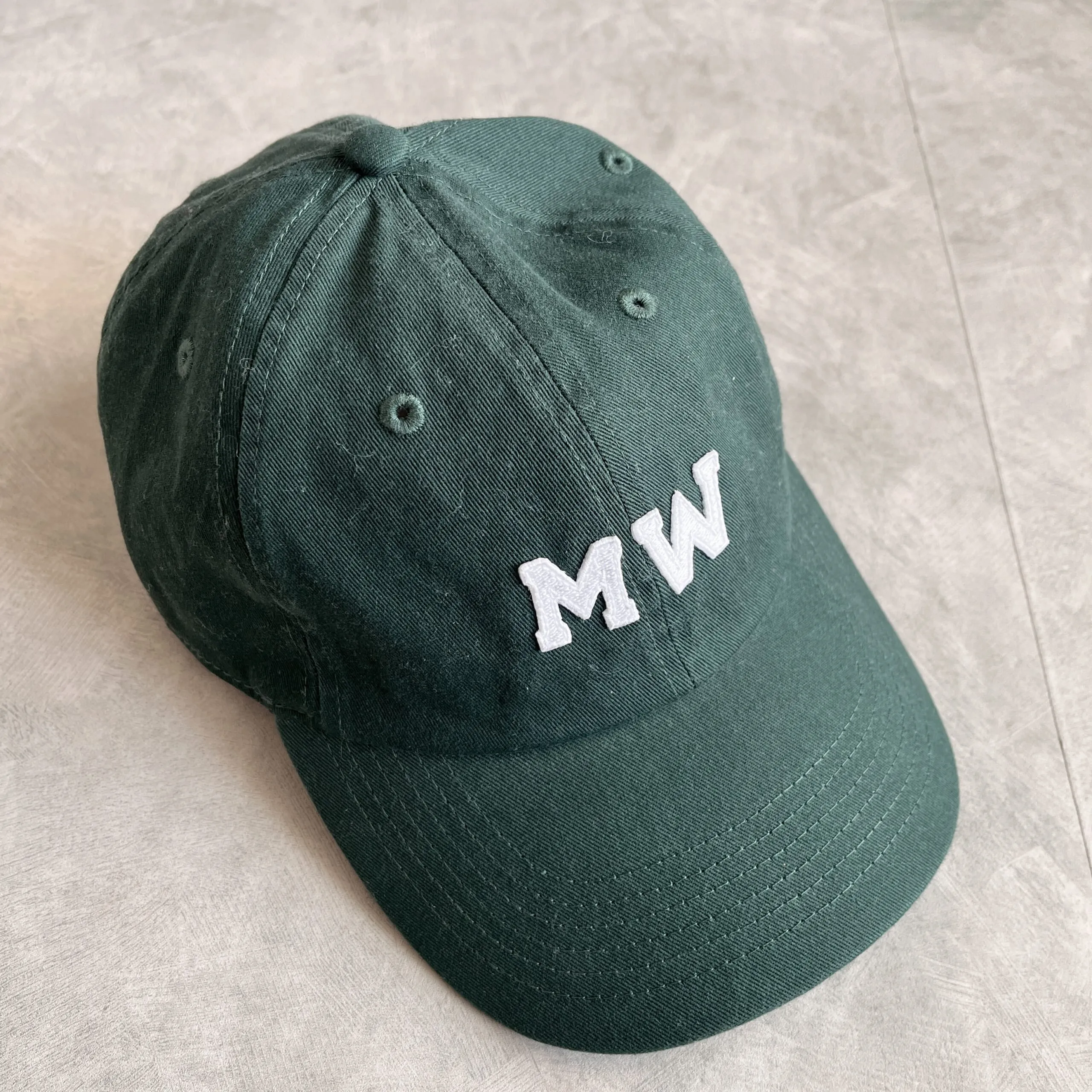 【LEEマルシェ】ともさかりえさんプロデュース MY WEAKNESS・グリーンのMWキャップ